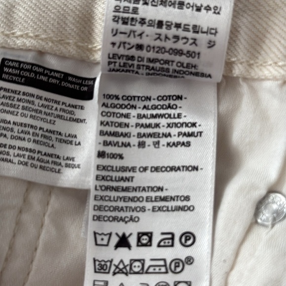 Levi’s 501 Give Me Butterflies High Rise Denim Shorts 29 - Picture 11 of 11